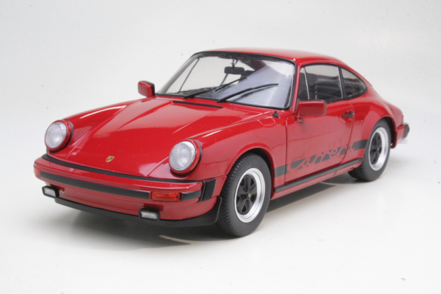 Porsche 911 3.0 Carrera 1977, red