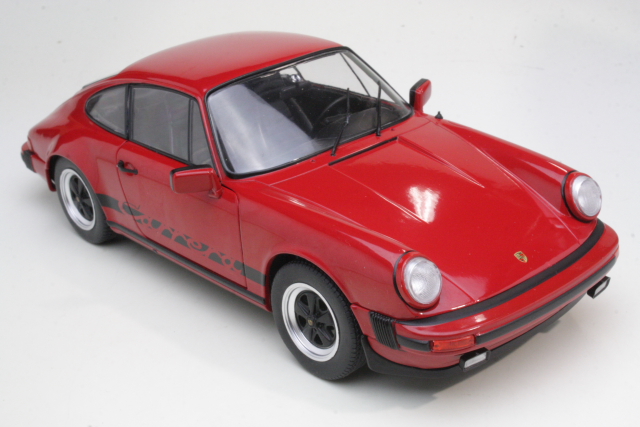 Porsche 911 3.0 Carrera 1977, red