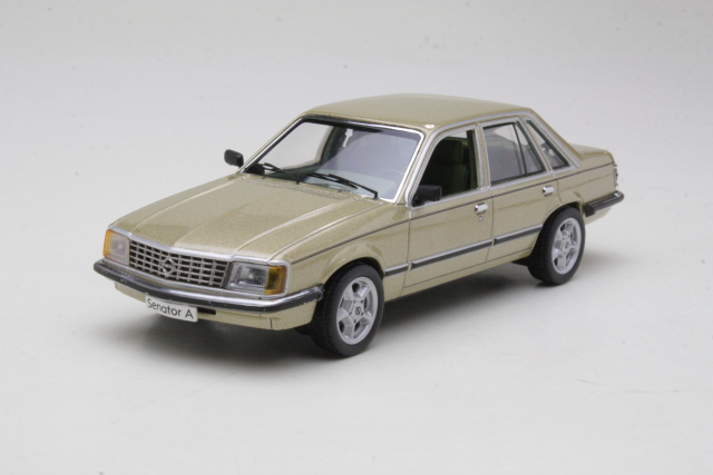 Opel Senator A 1978, gold