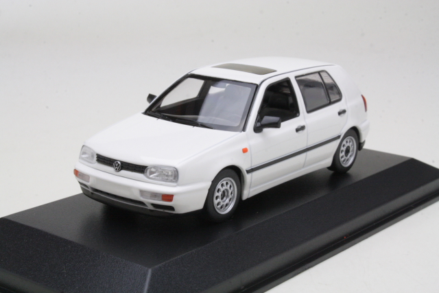 VW Golf 3 1997, white