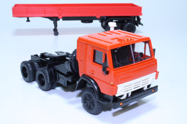 Kamaz 5410 semitrailer, red