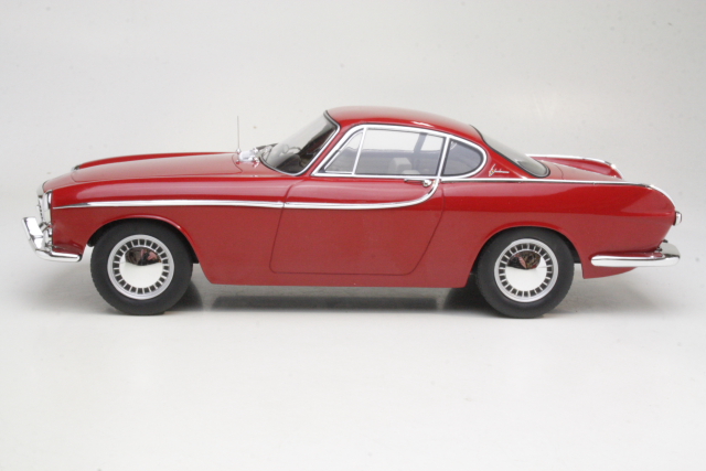 Volvo P1800 1961, punainen - Sulje napsauttamalla kuva