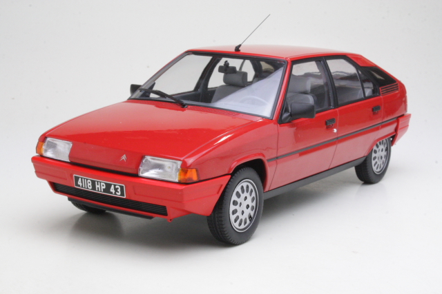 Citroen BX16 TRS 1983, red - Click Image to Close