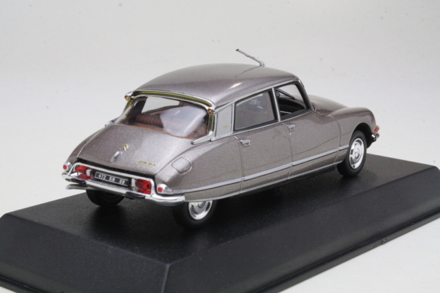 Citroen DS23 Pallas 1972, brown - Click Image to Close