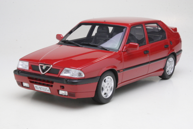 Alfa Romeo 33 1.7 16V Permanent 4 1991, punainen
