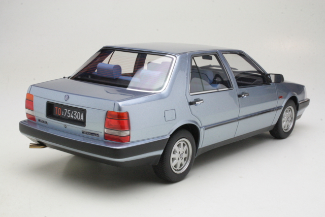 Lancia Thema 2.0 i.e. Turbo 1984, light blue