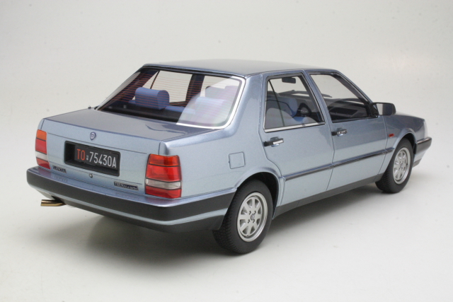 Lancia Thema 2.0 i.e. Turbo 1984, light blue - Click Image to Close