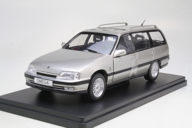 Opel Omega A2 Caravan 1990, harmaa
