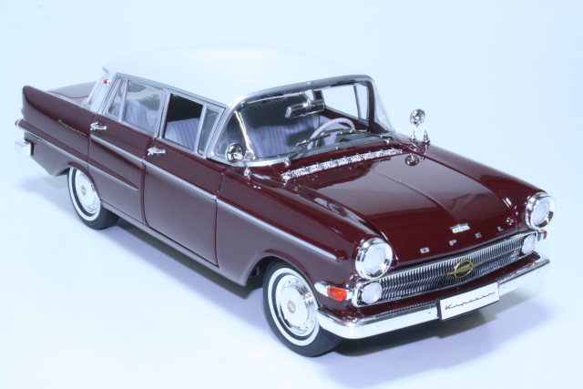 Opel Kapitän P2 1961, tummanpunainen
