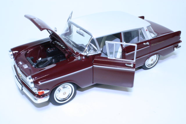 Opel Kapitän P2 1961, tummanpunainen