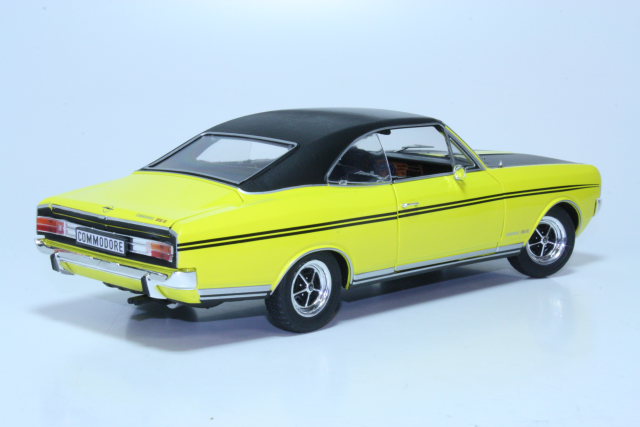 Opel Commodore A GS/E 1970, yellow