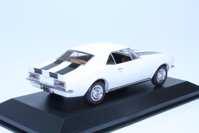 Chevrolet Camaro 1967, white
