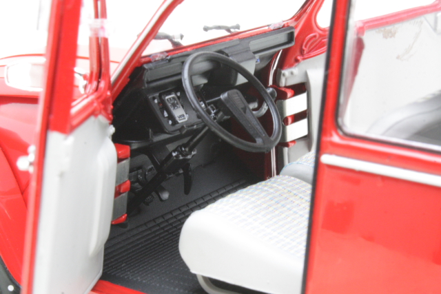 Citroen 2CV 6 1982, punainen
