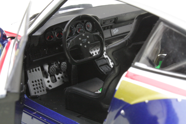Porsche 964 RWB "Rauhwelt" 2022 #1, valkoinen/sininen