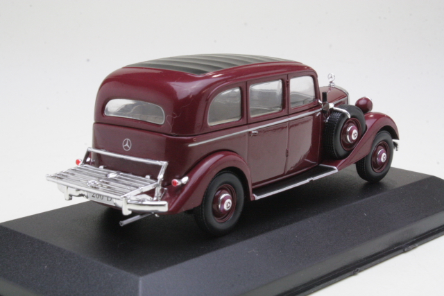 Mercedes 260D 1938, dark red