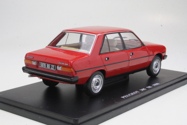 Peugeot 305 SR 1980, punainen