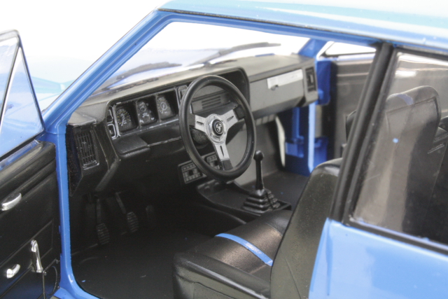 Fiat 131 Abarth 1980, sininen