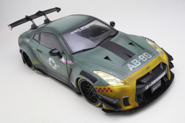 Nissan GT-R (R35) Army Fighter