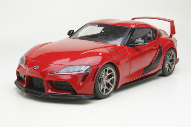 Toyota Supra GR Streetfighter Prominance 2023, punainen