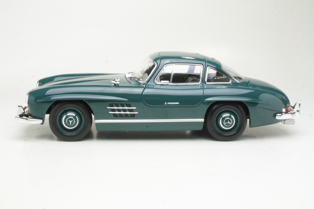 Mercedes 300SL 1954, tummanvihreä
