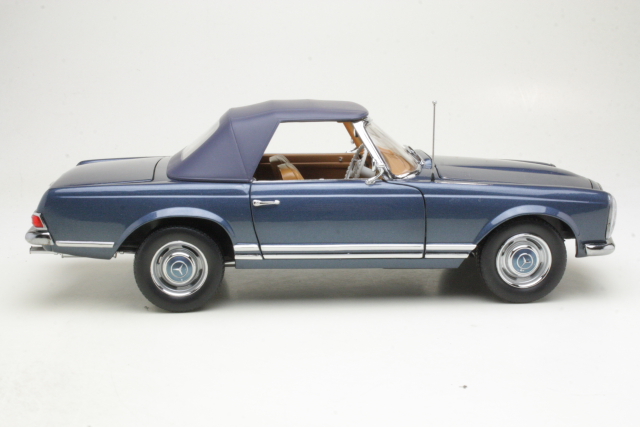 Mercedes 230SL (w113) 1963, light blue