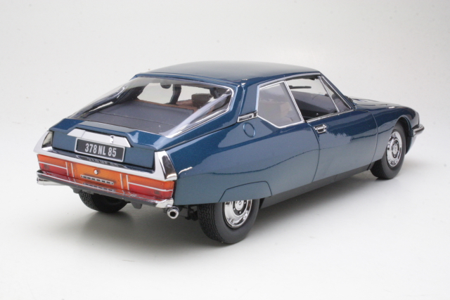 Citroen SM 1972, vihreä