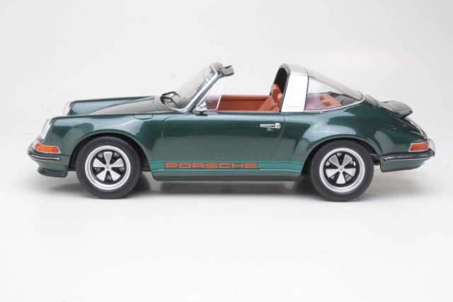 Singer 911 Targa, dark green