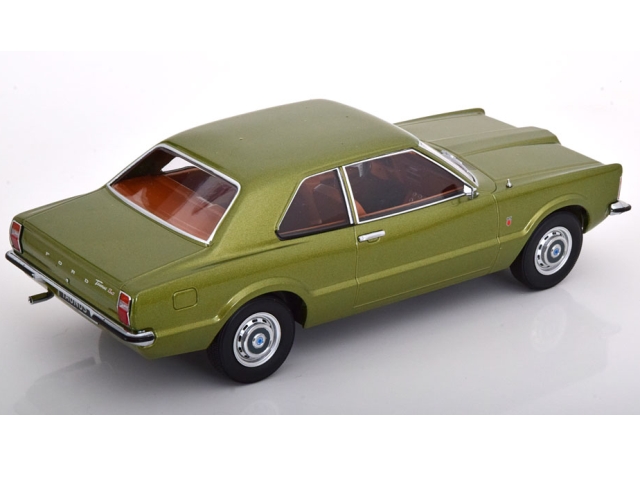 Ford Taunus L 1971, vihreä