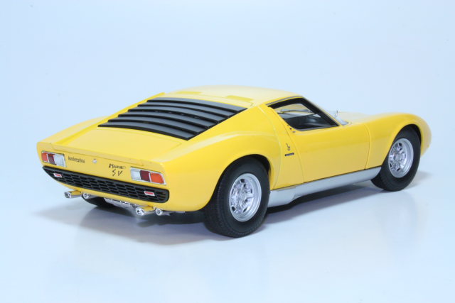 Lamborghini Miura SV 1971, yellow