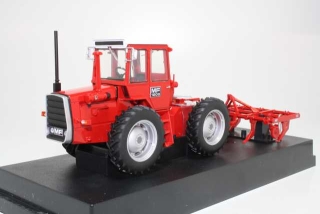 Massey Ferguson 1200 ja MF24 kyntöaurat - Sulje napsauttamalla kuva