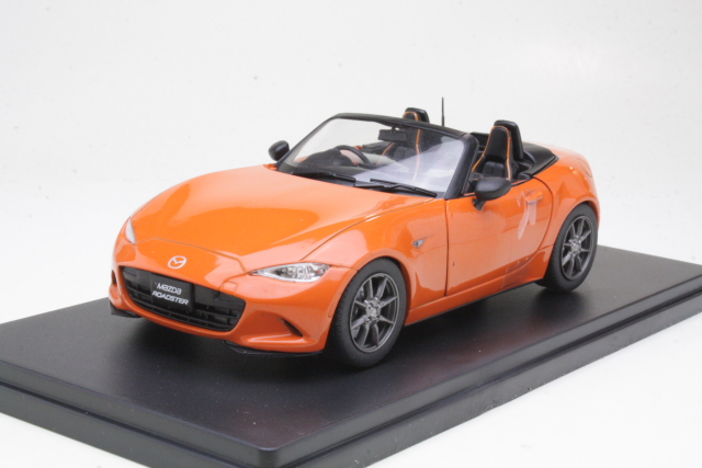 Mazda MX-5 Roadster 2019, orange