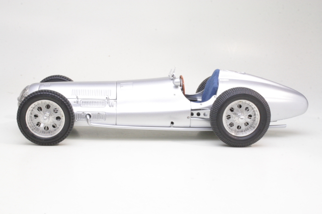 Mercedes W154, F1 1938, hopea