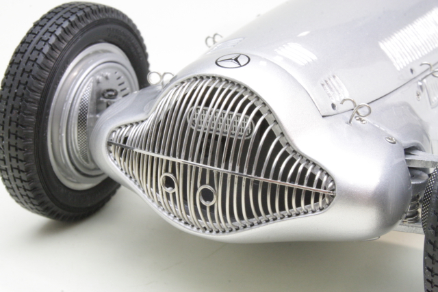 Mercedes W154, F1 1938, hopea