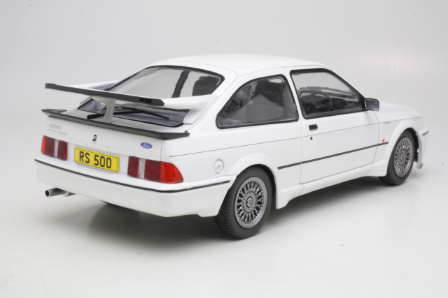 Ford Sierra RS500 Cosworth 1987, valkoinen