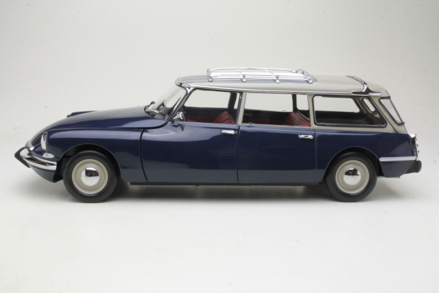 Citroen ID19 Break 1967, tummansininen