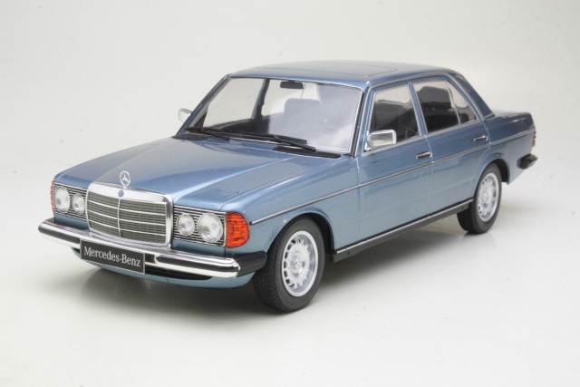 Mercedes 230E (w123) 1980, light blue