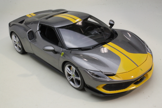Ferrari 296 GTB 2022, harmaa/keltainen