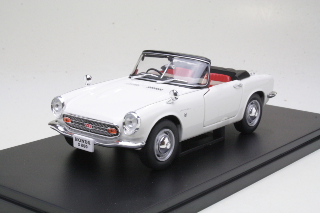 Honda S800 1966, valkoinen