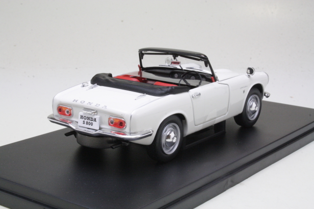 Honda S800 1966, valkoinen