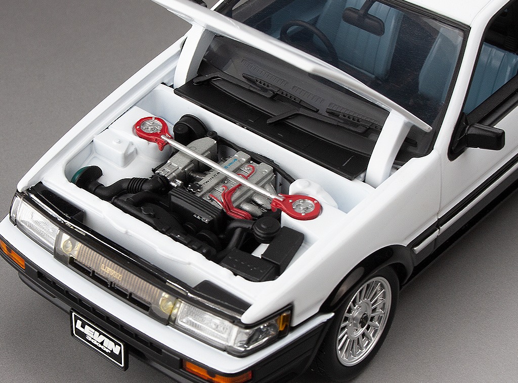 Toyota Corolla Levin (AE86) 1985, white