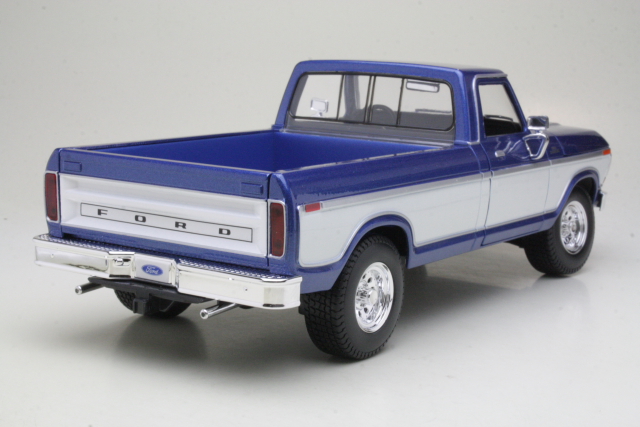 Ford F-150 1979, sininen/valkoinen