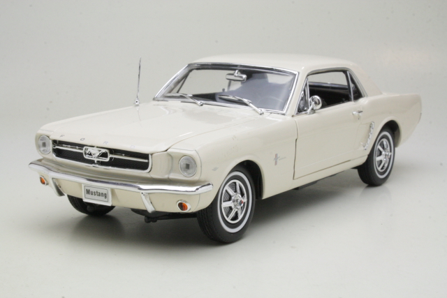 Ford Mustang 1964, valkoinen - Sulje napsauttamalla kuva