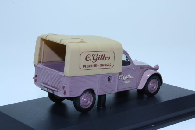 Citroen 2CV Camionnette "G.Gilles Plomberie"