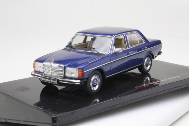 Mercedes 240D (w123) 1976, blue