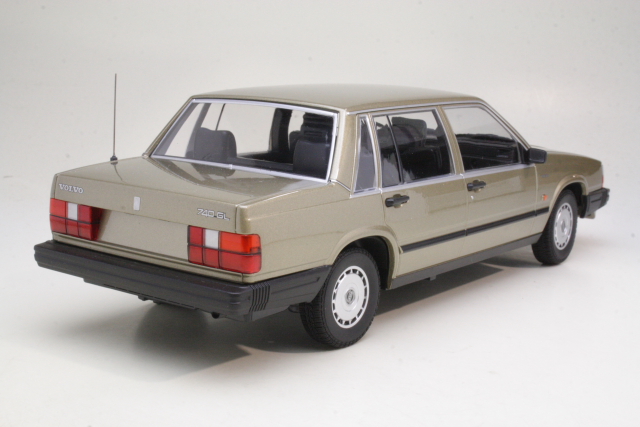 Volvo 740GL 1986, kulta