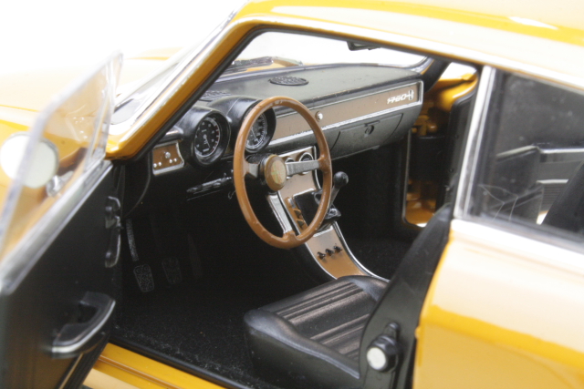 Alfa Romeo GTV 1750 1970, yellow
