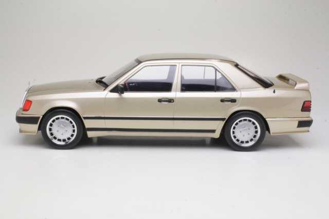 Mercedes (w124) 1986, beige "Tuning"