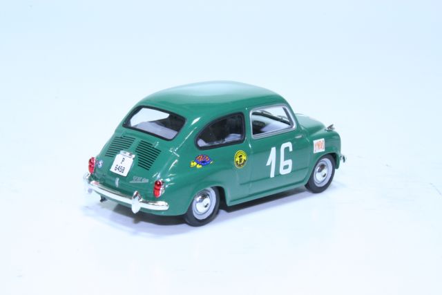 Seat 600 Turismo Competition, no.16