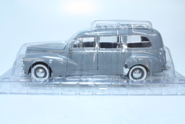 Peugeot 203 Break 1954, harmaa