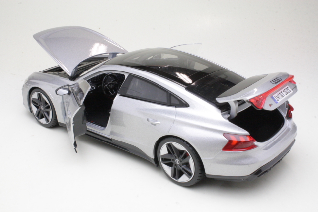 Audi RS e-tron GT 2022, hopea